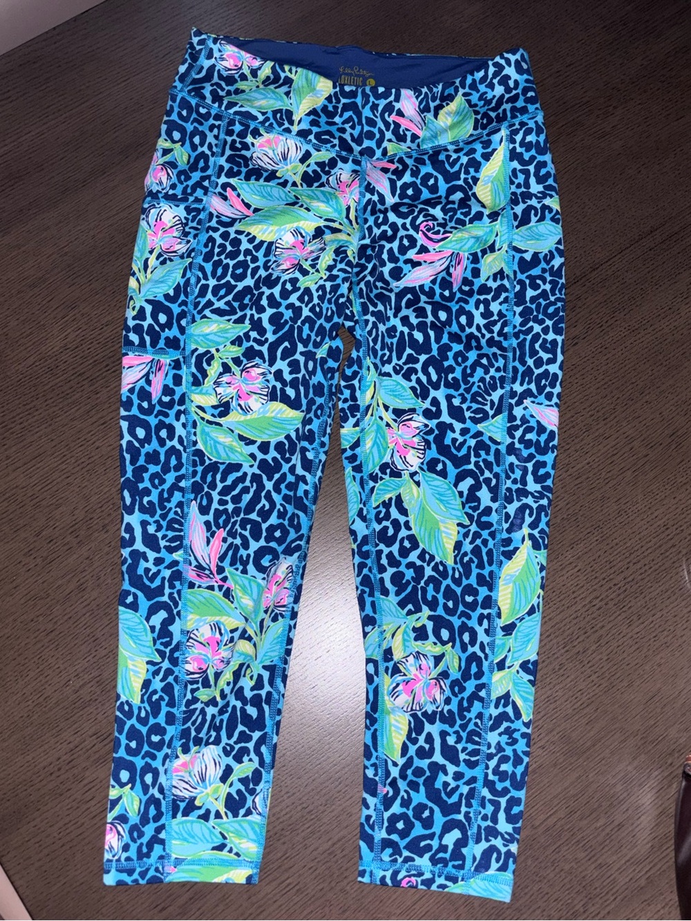 Lilly Pulitzer Blue and Teal "Hot on the Spot" cheetah and floral leggings